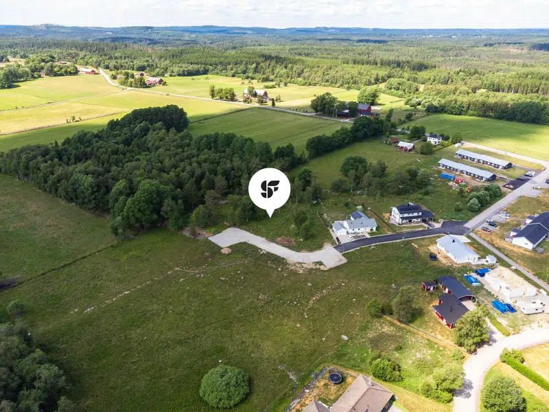 Land / plot