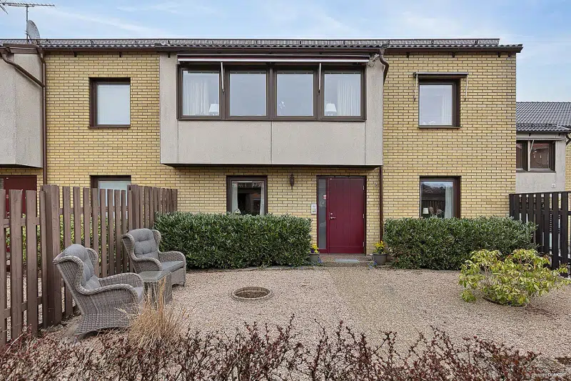 Semi-detached/terraced