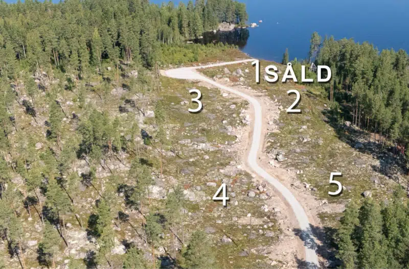 Land / plot