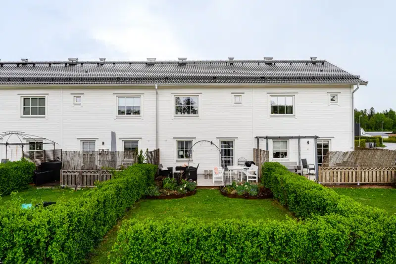 Semi-detached/terraced