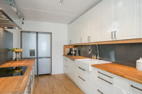 Bild 1 av 19 på Eskadervägen 42