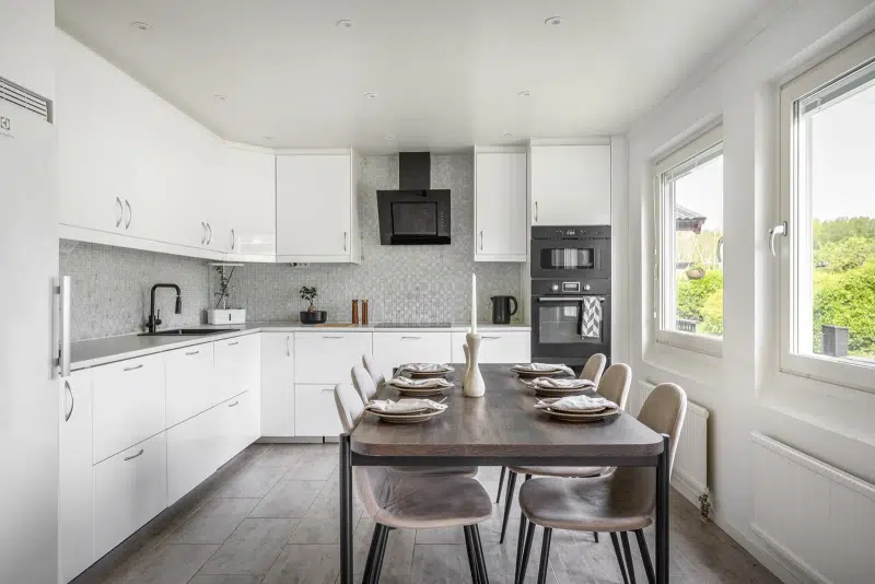 Par-/radhus, 3 rum, 93 m² i Salem