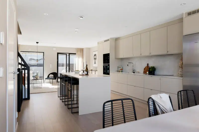 Lägenhet, 5 rum, 143 m² i Huddinge