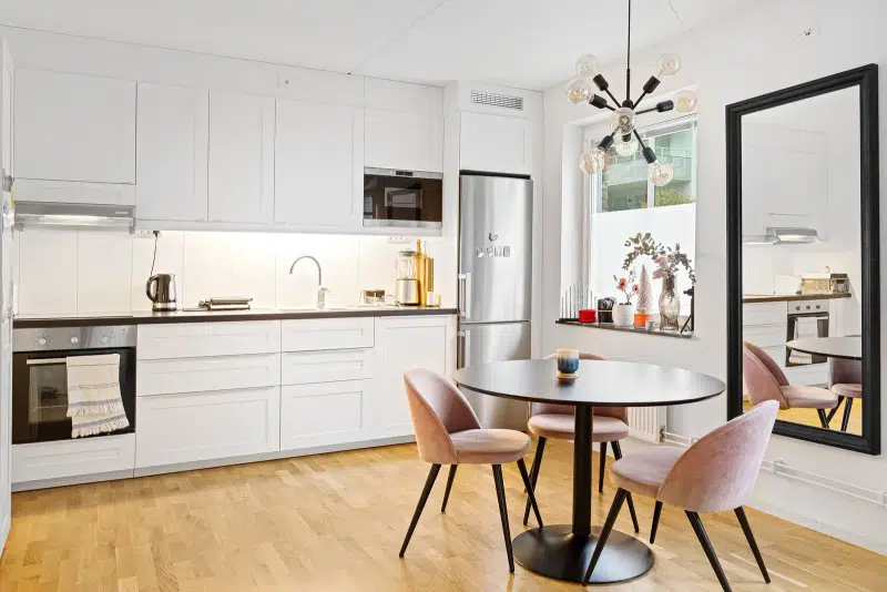Lägenhet, 2 rum, 49 m² i Järfälla