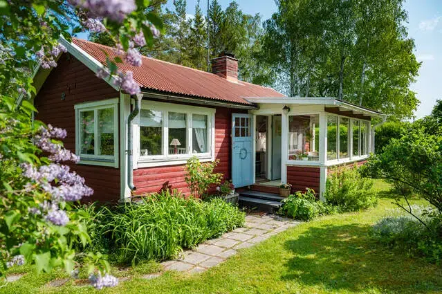 House, 2 rooms, 30 m² in Bro