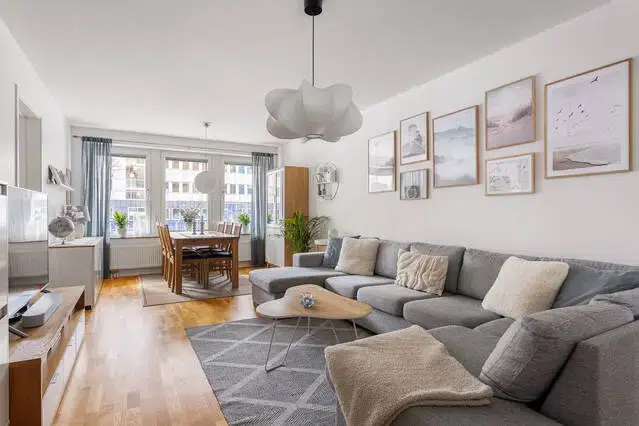 Apartment, 4 rooms, 101 m² in Vällingby