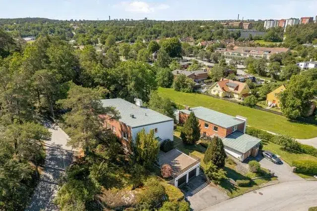 Villa, 8 rum, 316 m² i Lidingö