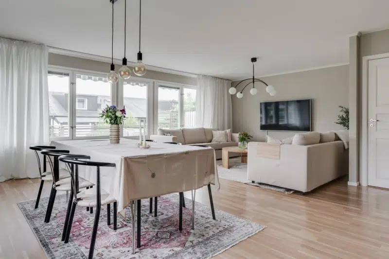 Par-/radhus