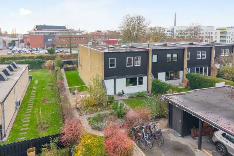 Semi-detached/terraced