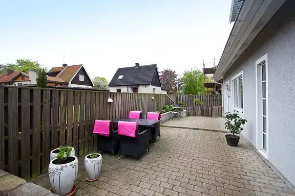 Image 1 of 1 of Ringvägen 108