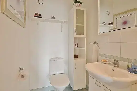 Bild 1 av 1 på Fältvägen 35