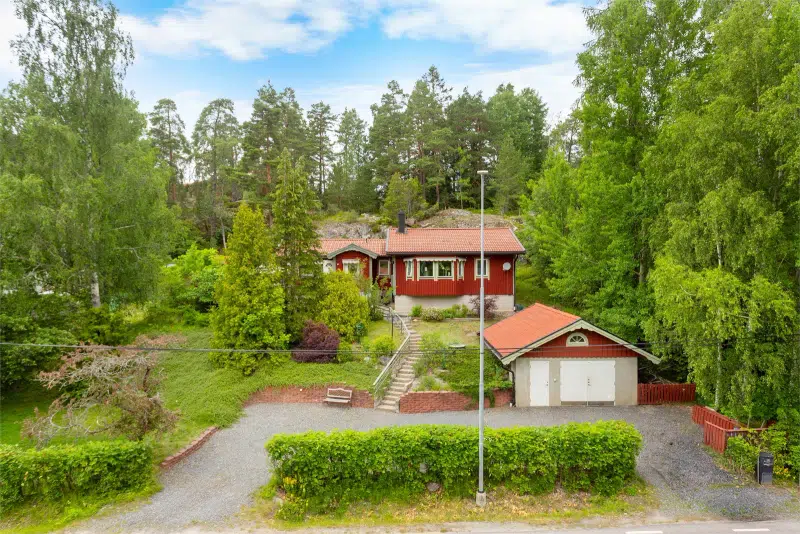 House, 3 rooms, 100 m²