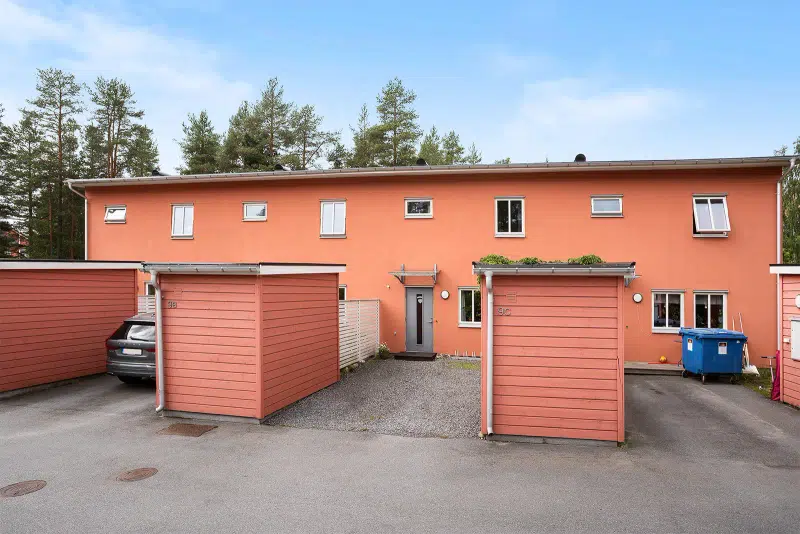 Semi-detached/terraced