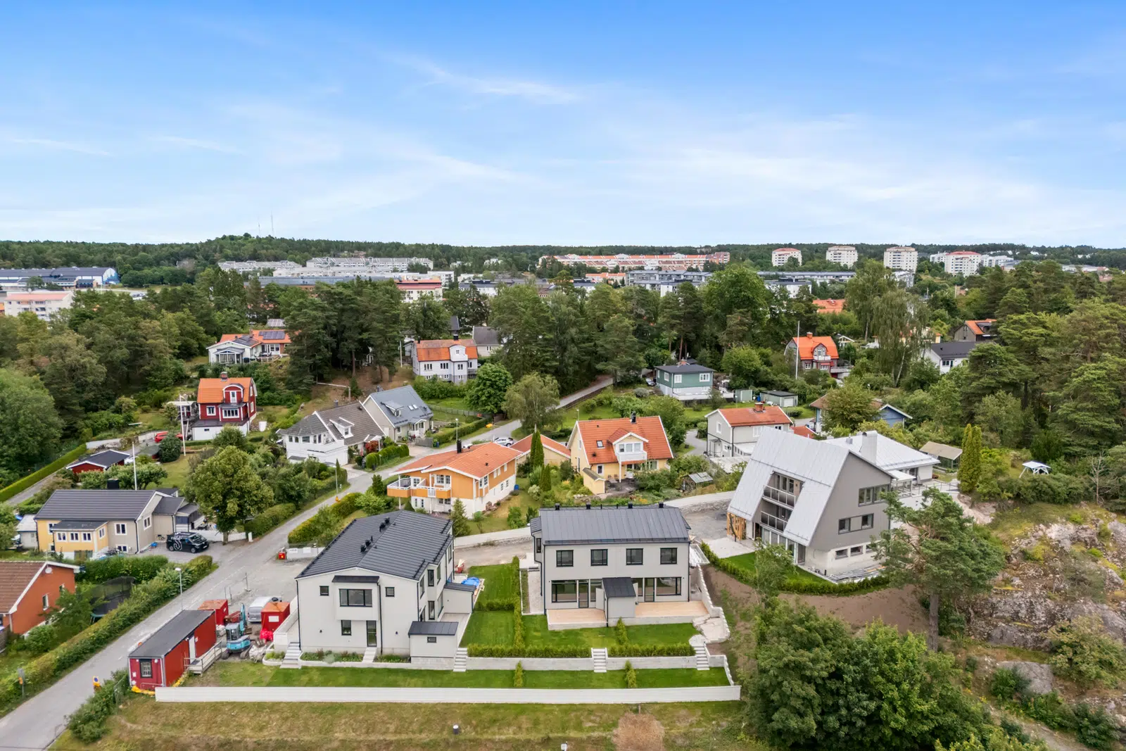 Bild 1 av 6 på Tvärvägen 2 F Villa Panorama