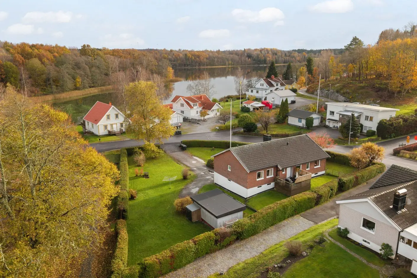 Bild 1 av 21 på Gamla vägen 6