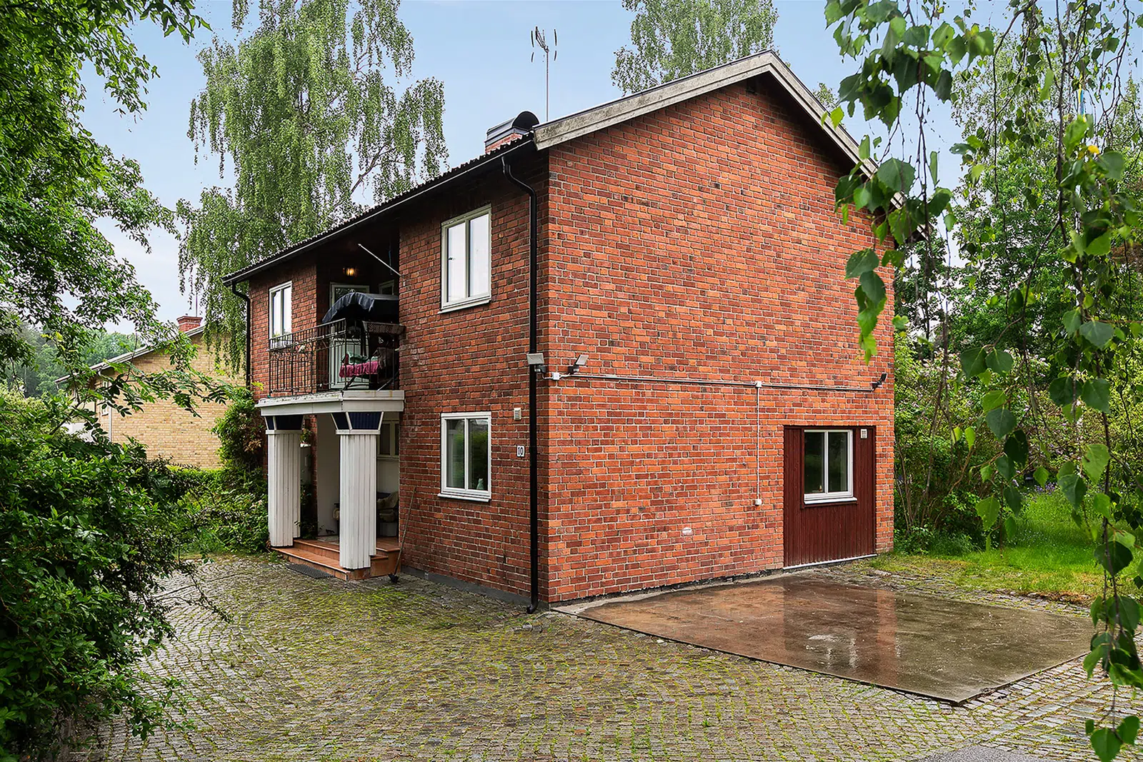 Bild 1 av 6 på Alvägen 10