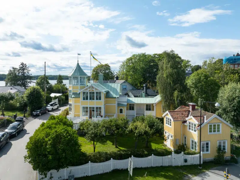 Villa