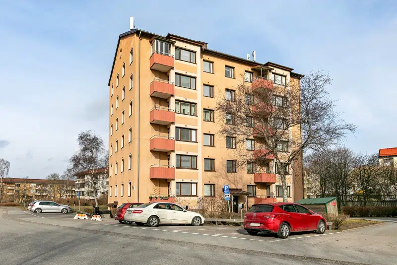 Lägenhet, 2 rum, 55 m² i Södertälje