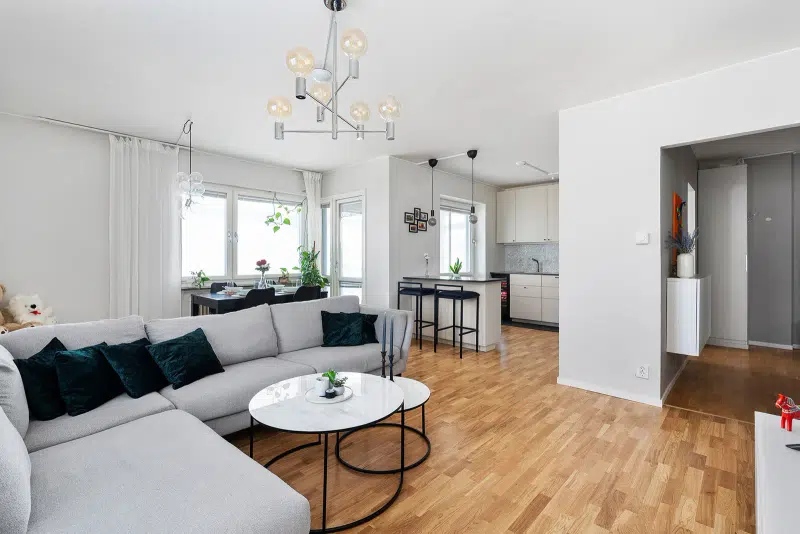 Lägenhet, 2 rum, 61 m² i Södertälje