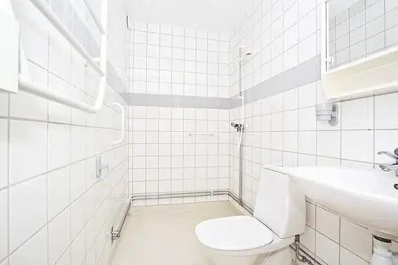 Bild 1 av 1 på Ribbylundsvägen 2