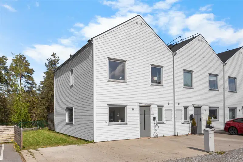 Apartment, 5 rooms, 110 m²