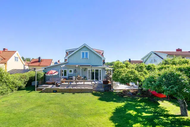 House, 6 rooms, 129 m² in Enskede