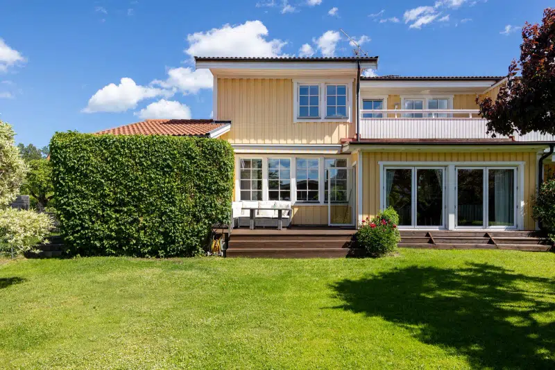 Semi-detached/terraced