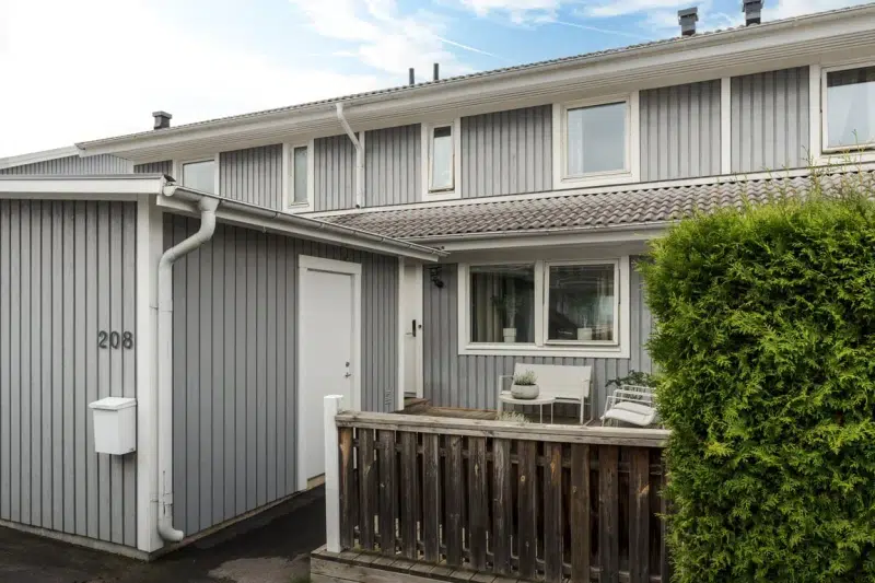 Semi-detached/terraced