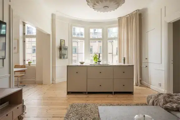 Apartment, 2 rooms, 70 m² in Stockholm