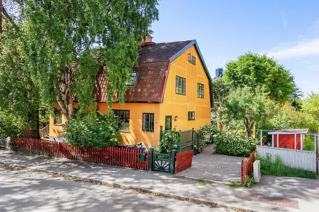 House, 5 rooms, 112 m² in Enskede