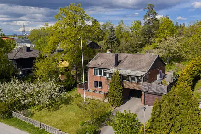 House, 6 rooms, 149 m² in Segeltorp