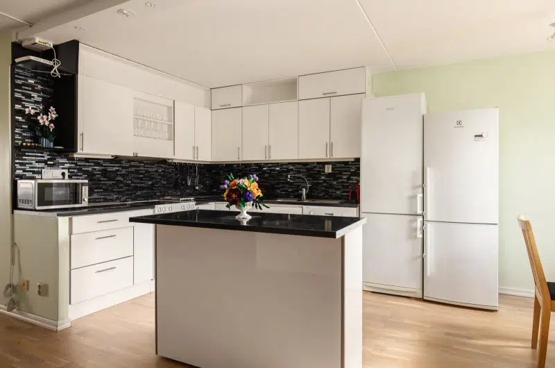 Lägenhet, 2 rum, 64 m² i Nacka