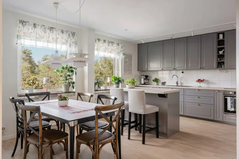 Apartment, 3 rooms, 98 m² in Täby