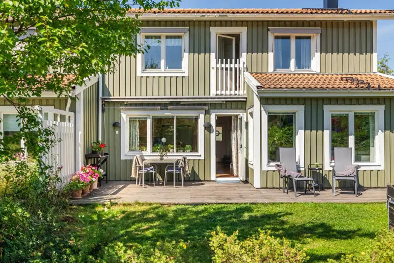 Semi-detached/terraced, 5 rooms, 135 m² in Täby