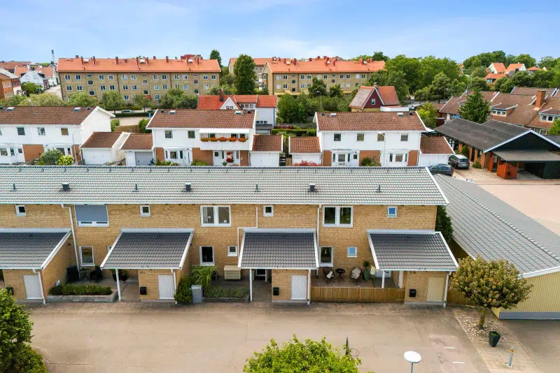 Semi-detached/terraced