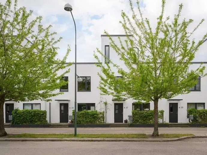 Semi-detached/terraced