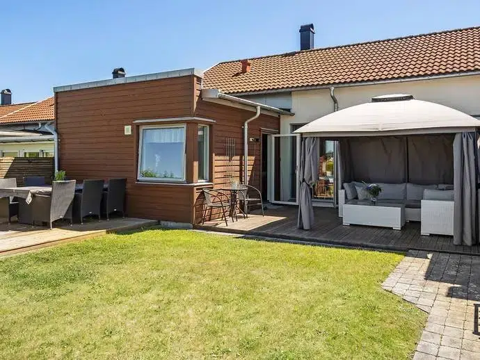 Par-/radhus