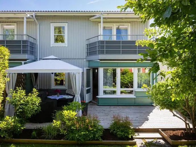 Par-/radhus