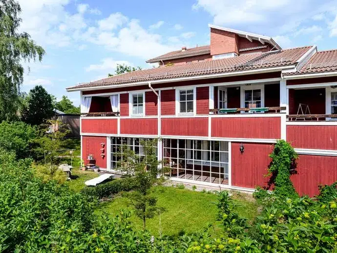 Semi-detached/terraced