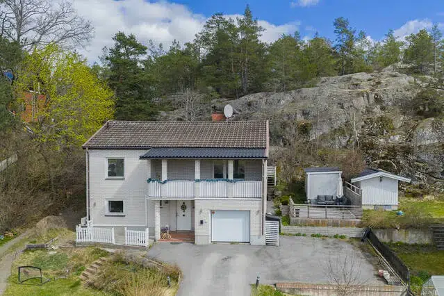 House, 6 rooms, 153 m² in Huddinge