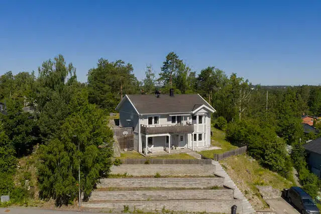 House, 6 rooms, 190 m² in Huddinge