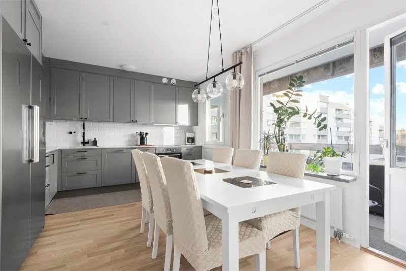 Apartment, 5 rooms, 119 m²