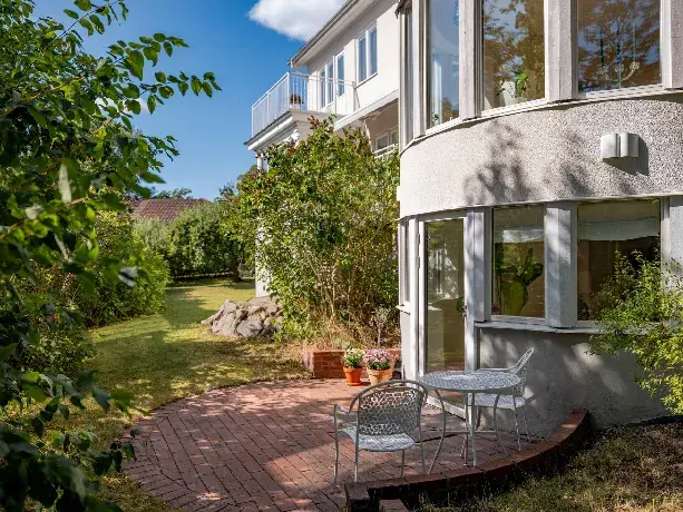Bild 1 av 1 på Ekbacksvägen 29B