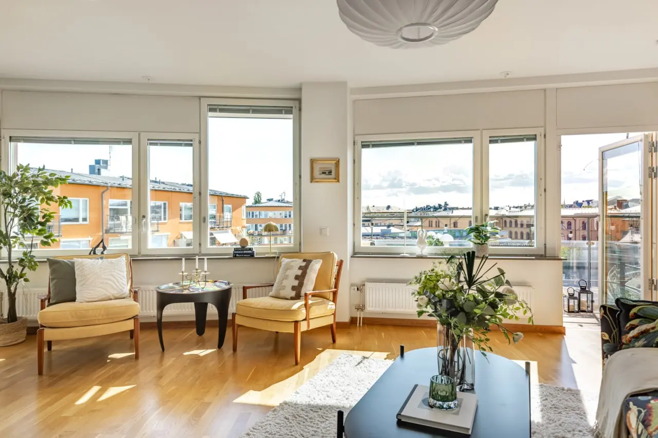 Image 1 of 1 of Löjtnantsgatan 3