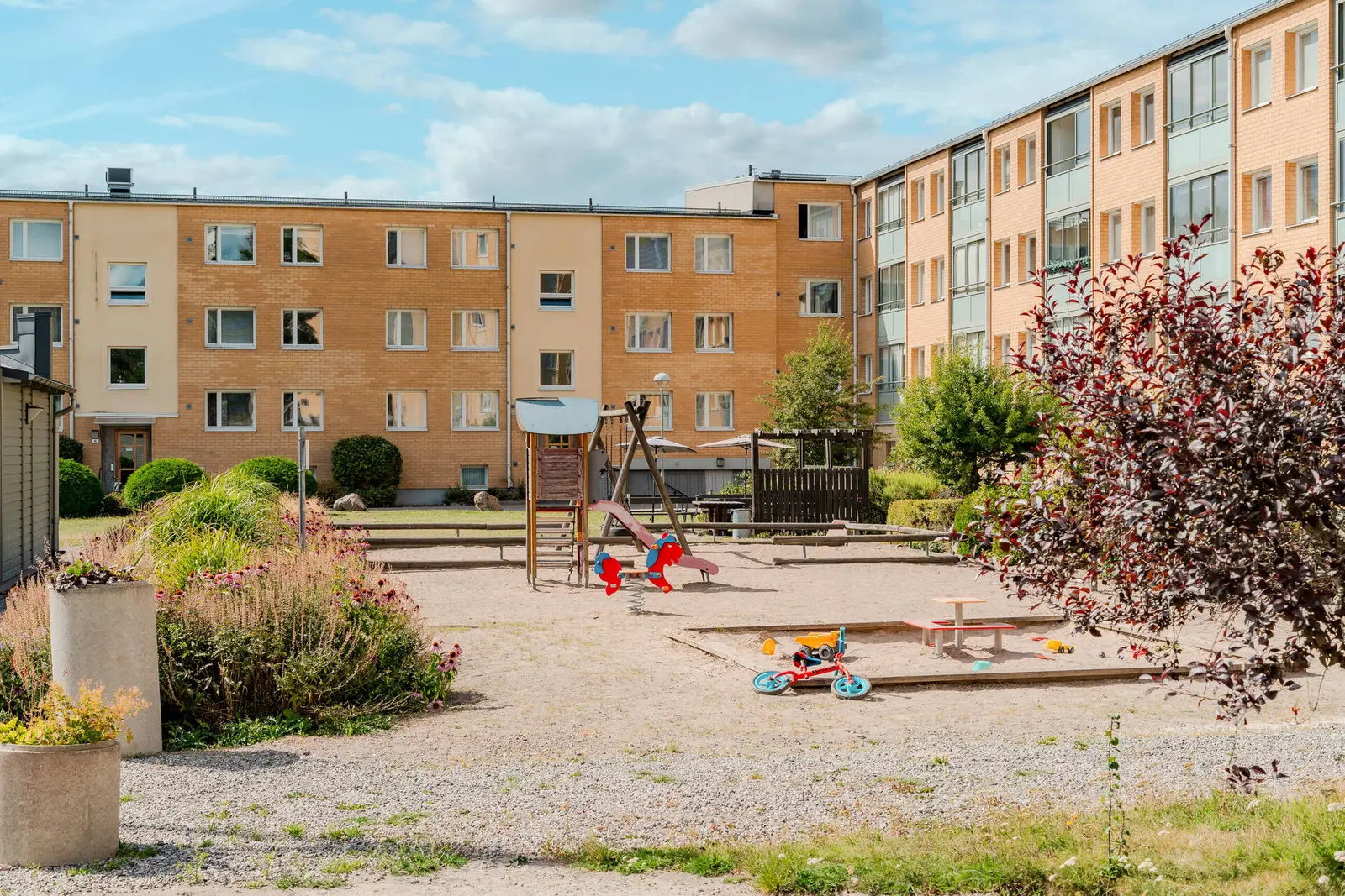 Bild 1 av 1 på Jupitervägen 15