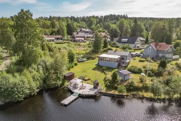 Bild 1 av 1 på Hillenvägen
