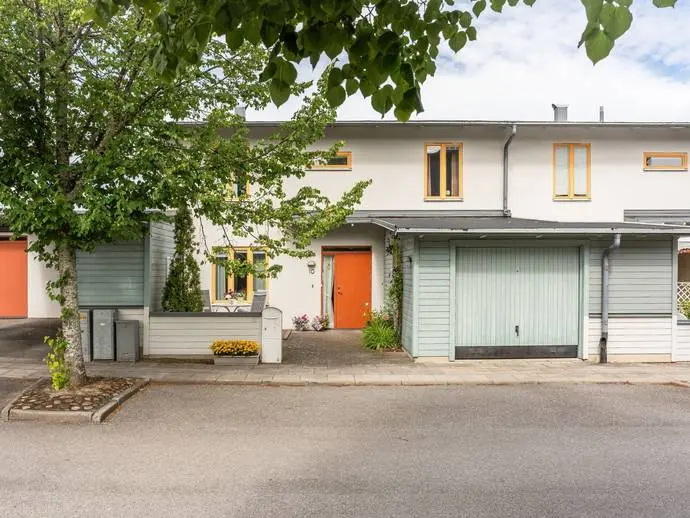 Image 1 of 21 of Parklyckevägen 10