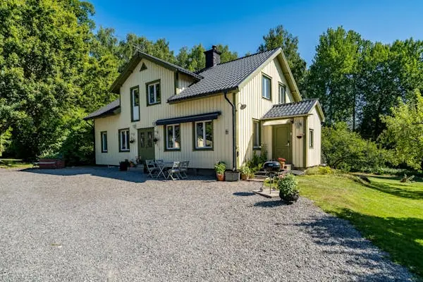Bild 1 av 1 på Laksta 18