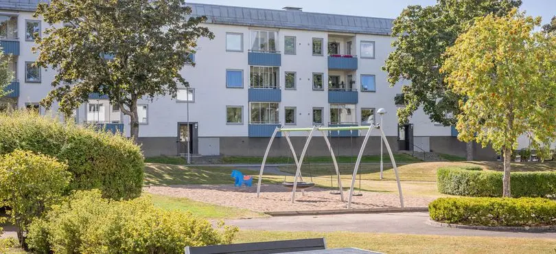 Image 1 of 18 of Lillgårdsgatan 18