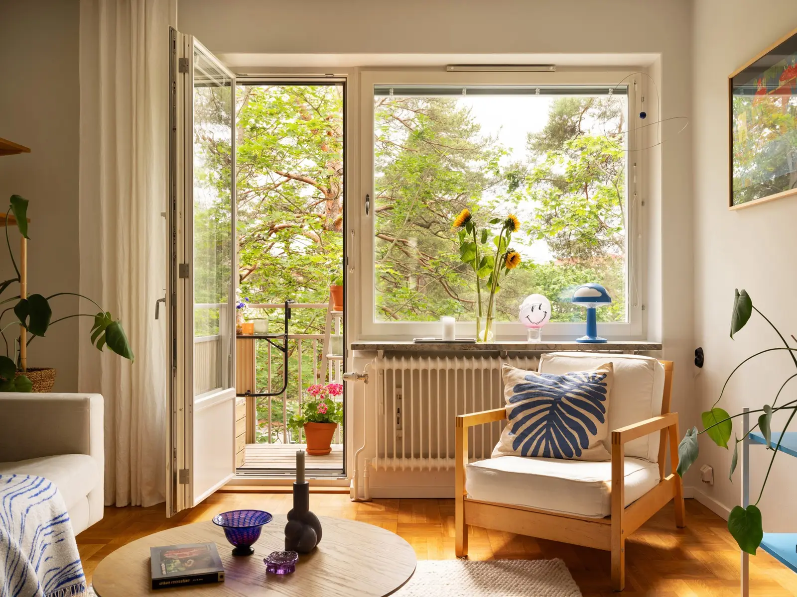 Image 1 of 21 of Svartågatan 76